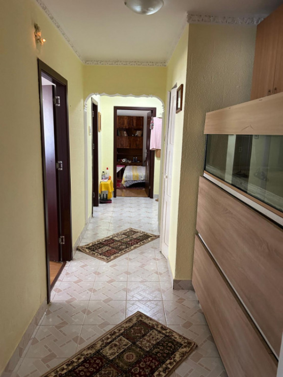 Apartament 3 camere zona Tomis Nord-Campus, Constanta
