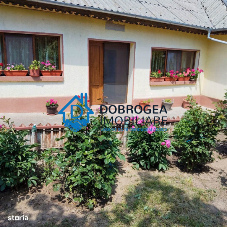 SOMOVA- CASA 5 CAMERE ,SUPRAFATA 175 MP, TEREN 863 MP