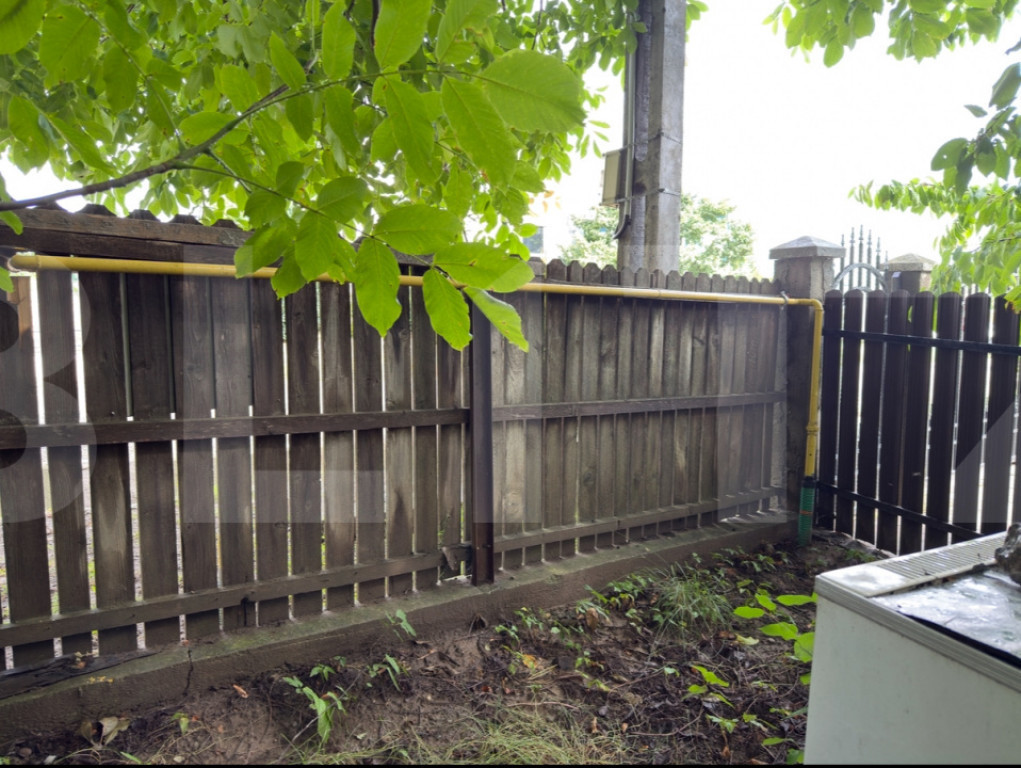 Teren Intravilan + Extravilan 5000 mp cu anexa demolabila M?