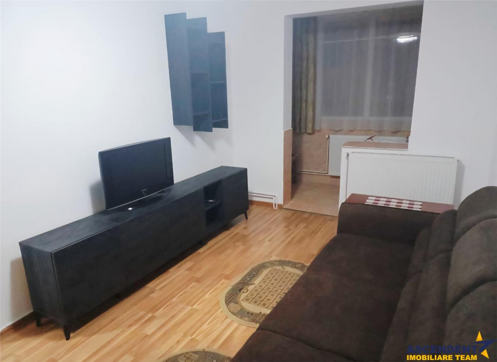 Garsoniera cocheta, zona Judetean, Brasov