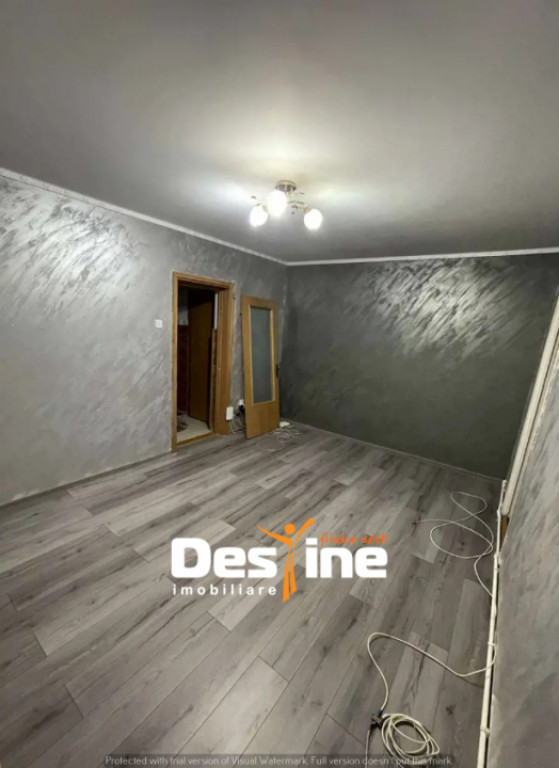 Podu Roș, Ap 3 cam, SD, et 1 din 4, 60mp, bloc din 1965