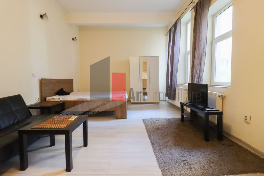 Garsoniera "PRIVASI" , Calea Victoriei-Hotel Novotel