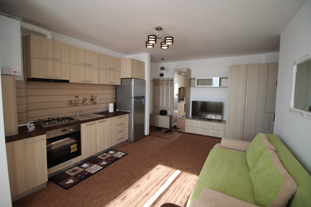 INCHIRIEZ apartament 2 camere, recent renovat, zona Kaufland