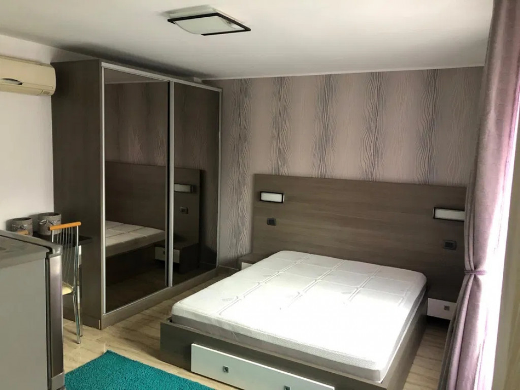 320 Euro! Ap 1 camera la Casa, parter, Piata Nicolina-Jumbo