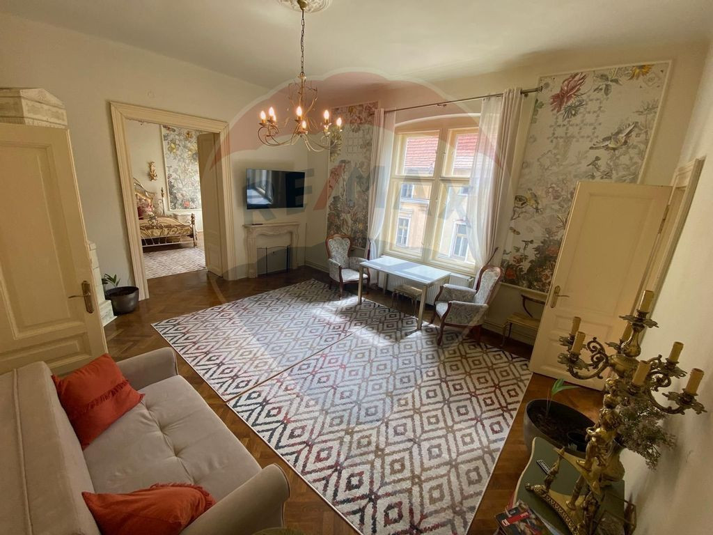 Apartament 2 camere cu vibe boem și autentic brasovean C...