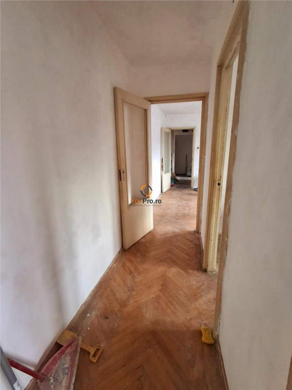 Apartament 3 camere zona Dacia ideal pentru investitie
