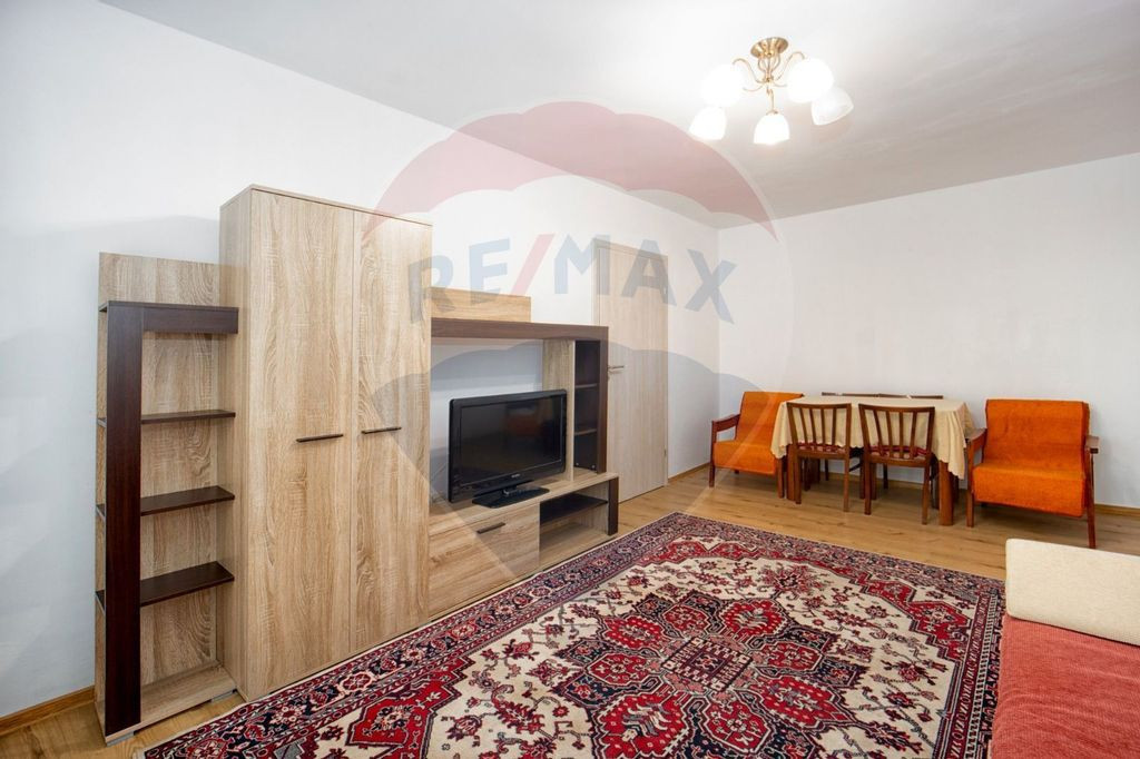 Apartament cu 2 camere de vânzare în zona Harmanului | ...