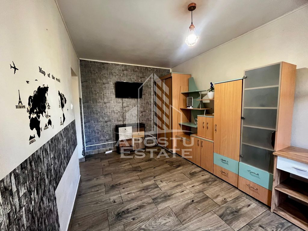Apartament 1 camera,etaj 2,zona UMT