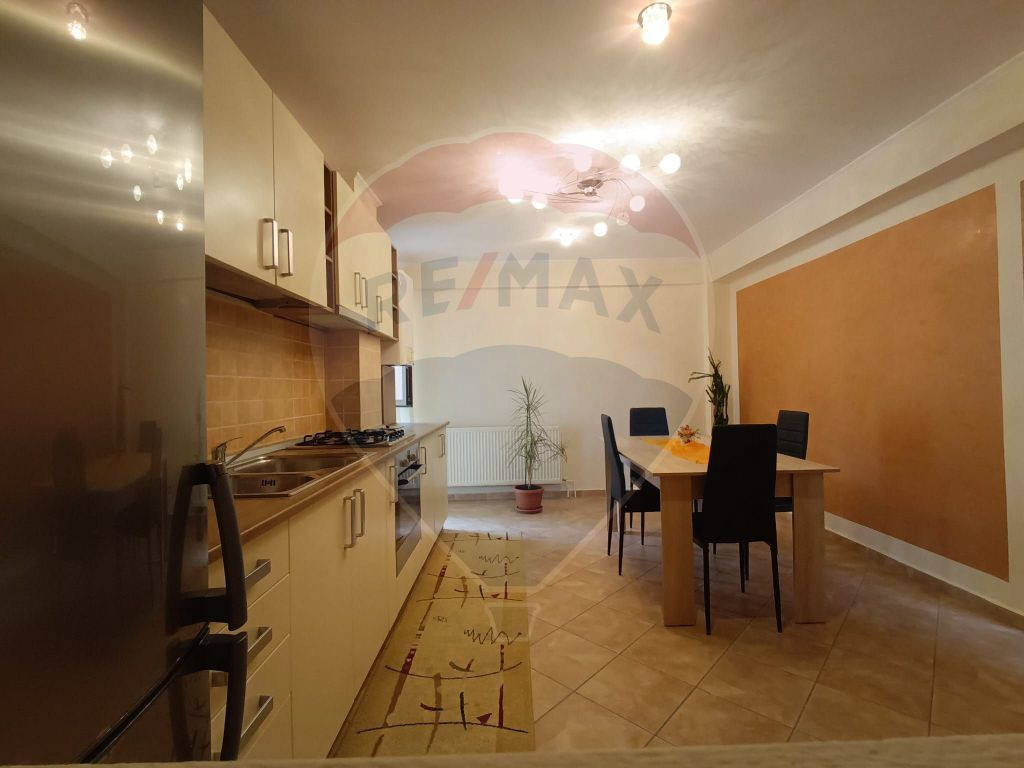 Apartament cu 2 camere de închiriat în zona Hipodrom 3