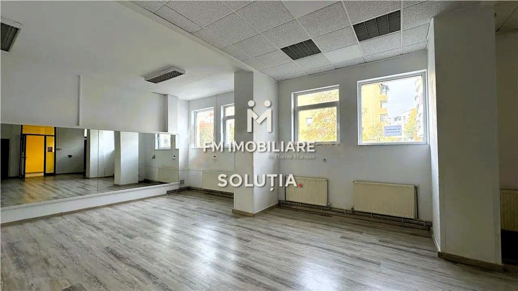 Spațiu Comercial de Vânzare – 125 mp utili - Zonă ce...