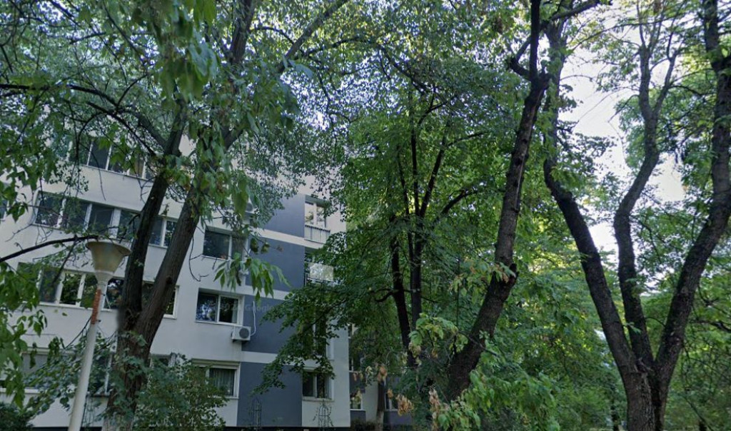 Apartamet Titan Policlinica