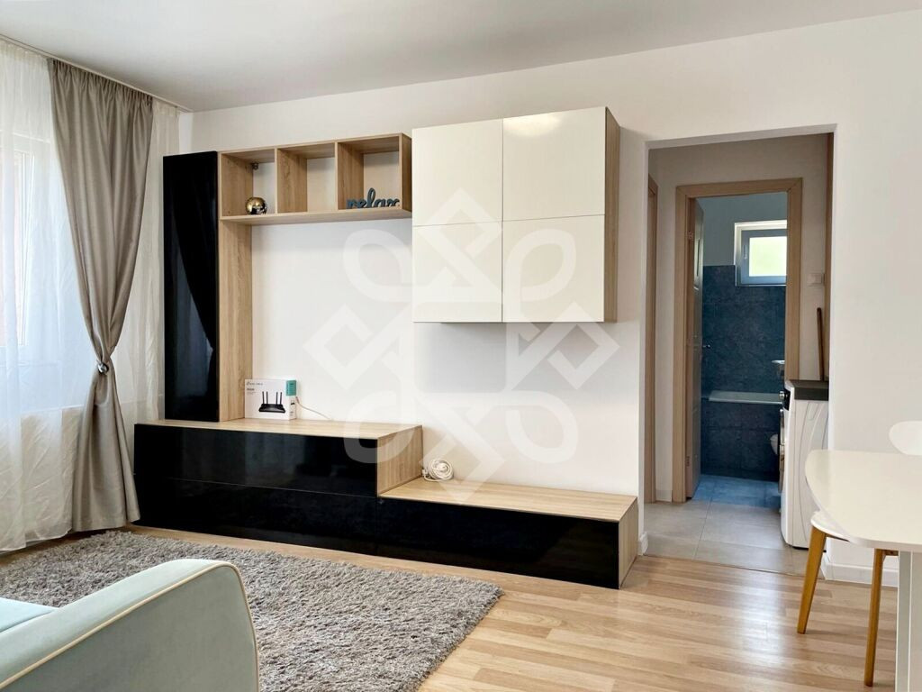 Apartament cu 2 camere de , zona Parcului 22 Decembrie