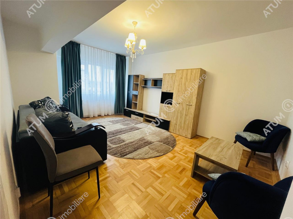 Apartament renovat de 2 camere cu balcon si pivnita in zona