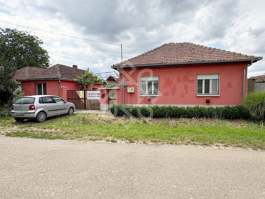 Casa la 22 km de Oradea, Santaul Mare, Bihor