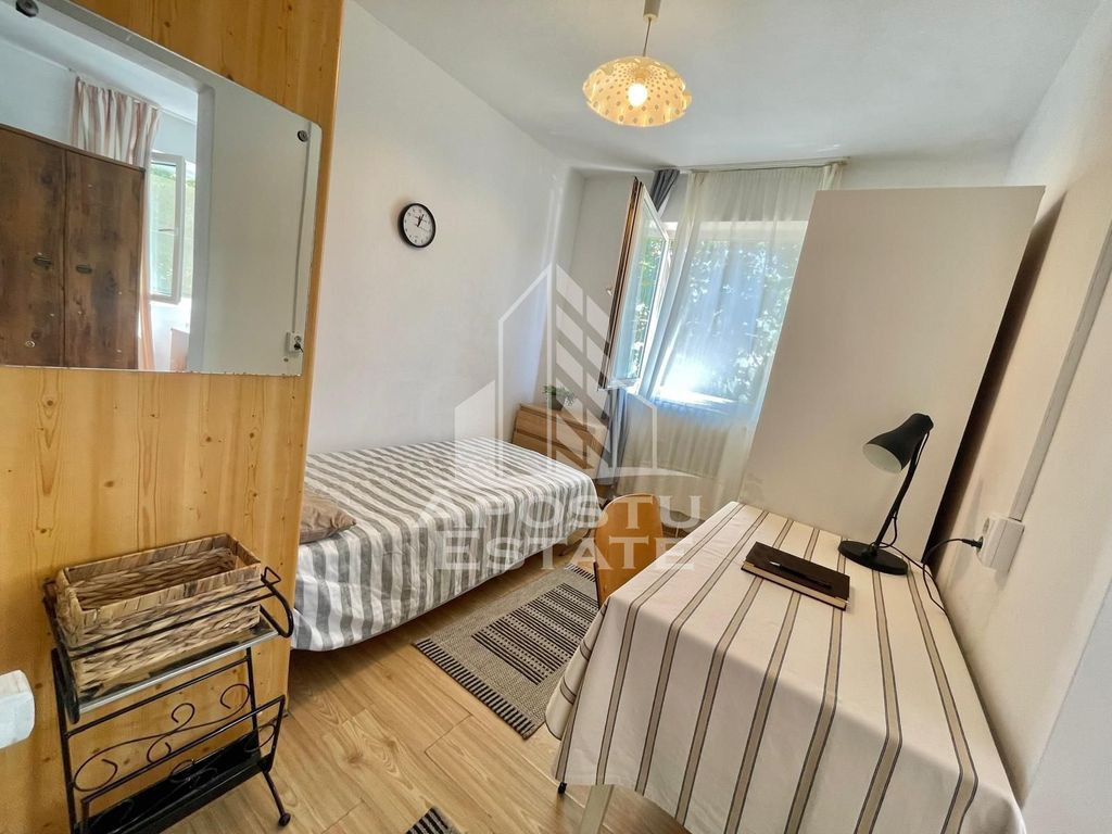 Apartament 2 camere, Complex Studentesc, In apropiere de UVT