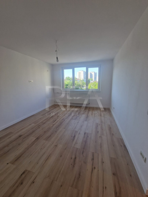 3 camere - Ozana - 3/4 - renovat - parcare