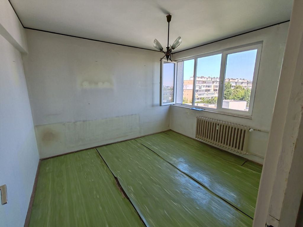 APARTAMENT, 2 MIN PIATA SUDULUI, INVESTITIE
