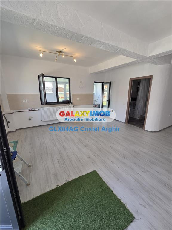 Vindem ap cu 3 cam parter si curte aferenta in Geamana