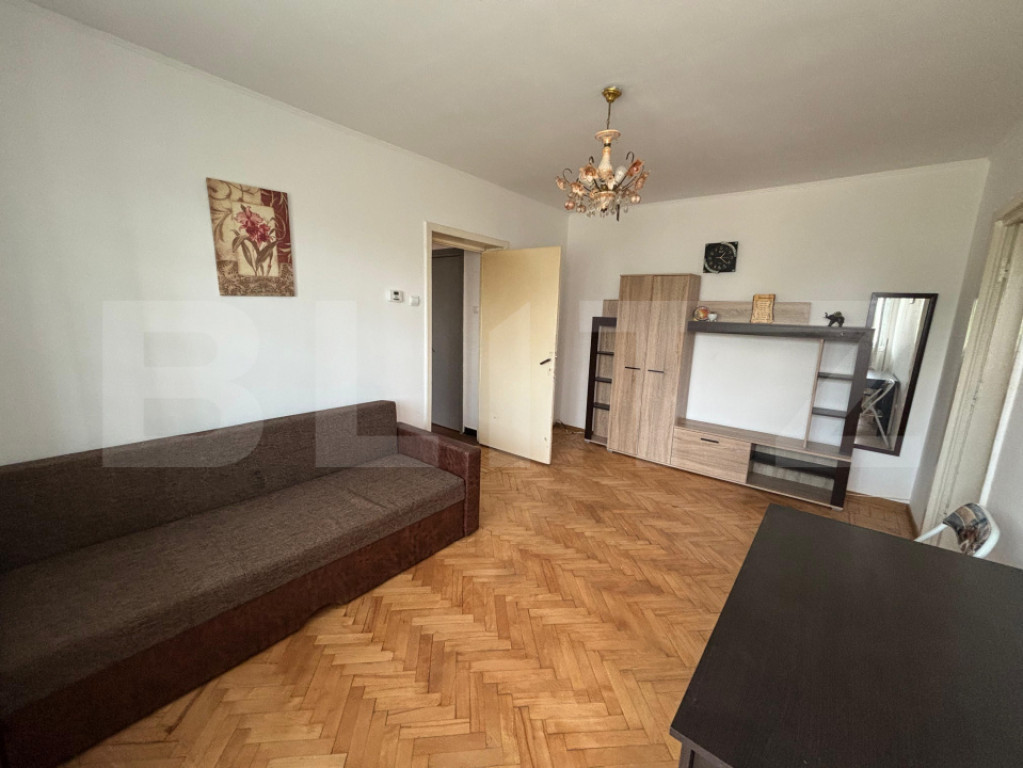 Apartament de vanzare, cu 2 camere, 46 mp, zona Aleea Tranda