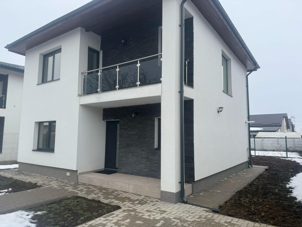 Spre vanzare casa individuala, Comuna Berceni, 4 camere