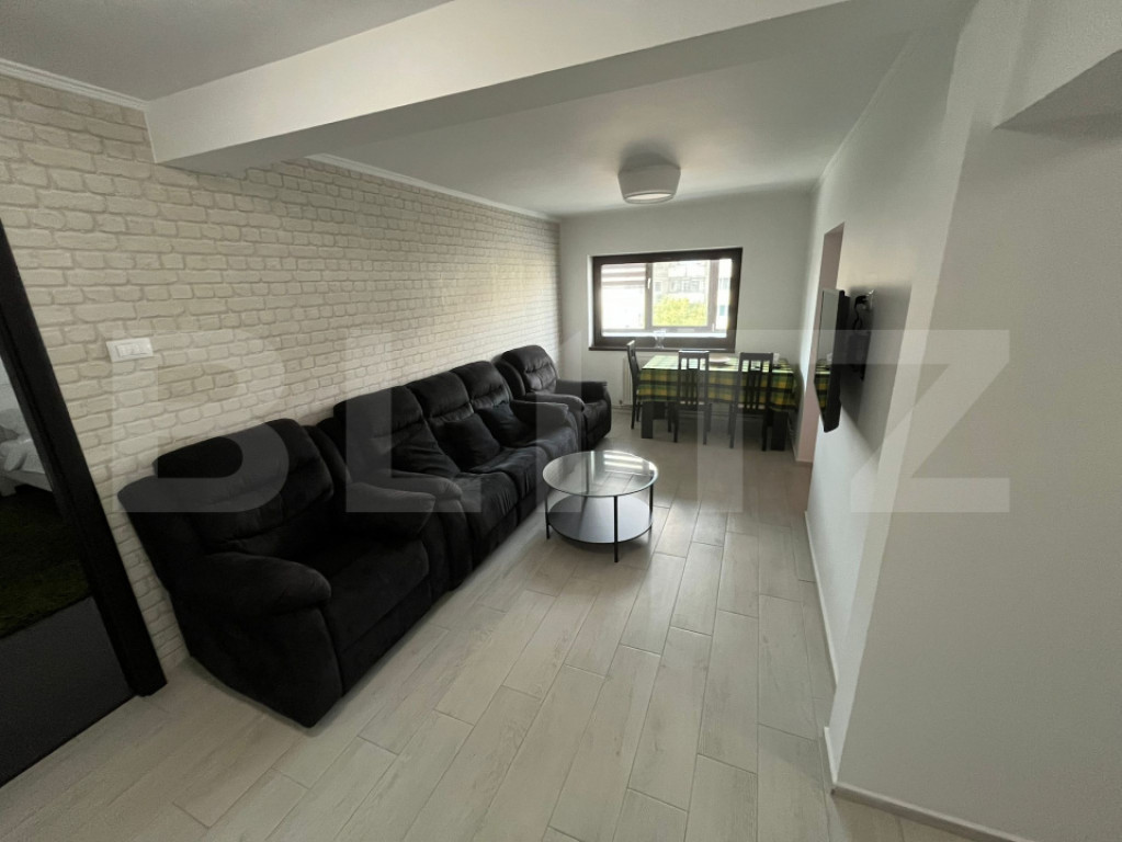 Apartament de inchiriat, cu 4 camere, 96 mp, zona Micro 3