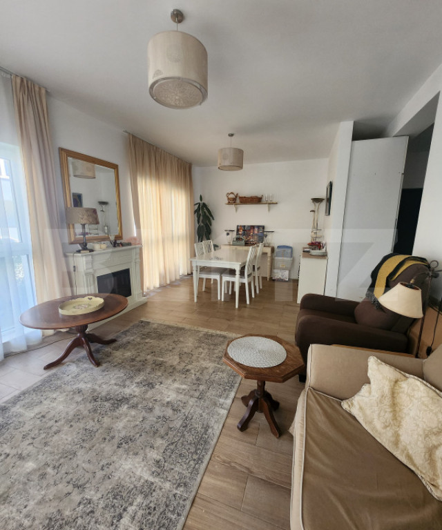 Apartament 3 camere decomandat, 2 bai, gradina 155 mp, parca