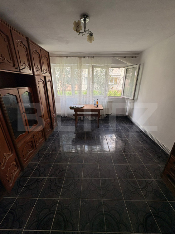 Camera de camin de vanzare, 20 mp, pe strada Dragoș Vodă