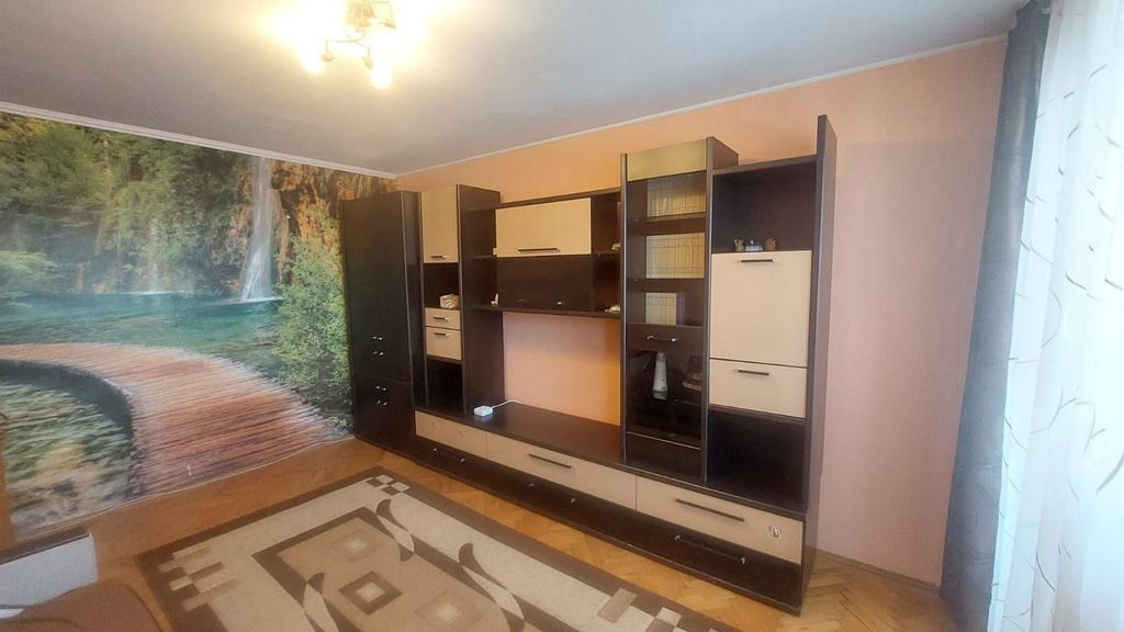 Apartament 2 camere decomandat Soseaua Viilor / Eroii Rev...
