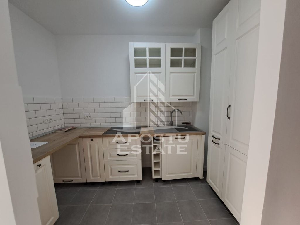Apartament cu o camere recent renovat zona Lipovei