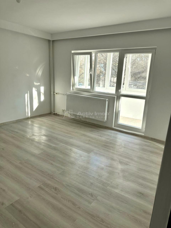 Colentina, apartament 2 camere decom et 1 an bloc 1987