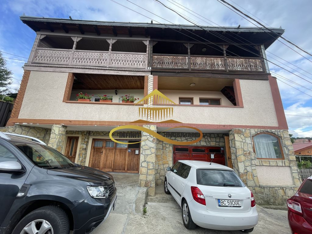 Casa de vanzare Moinești zona Magura vedere panoramica