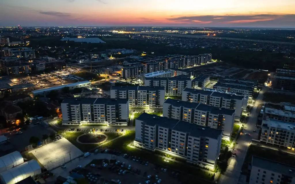 Proiect finalizat - îl vezi, îl iei, te muți- Ivory Re...