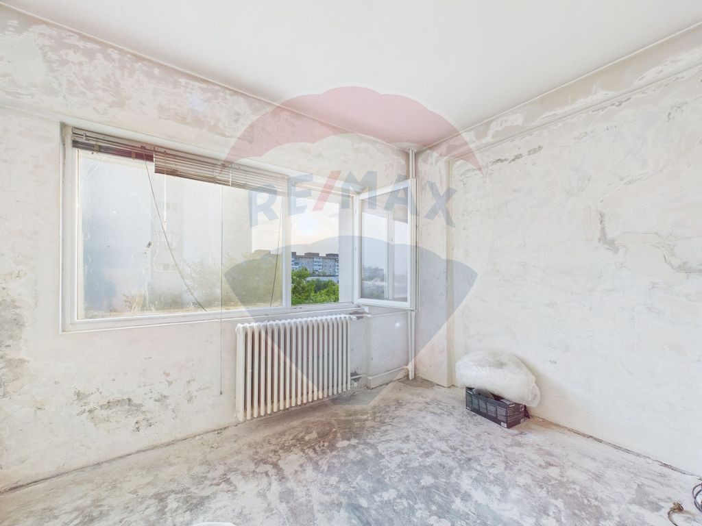 Apartament cu 3 camere in bloc reabilitat in zona Valea I...