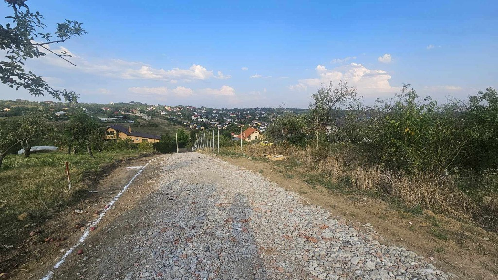 Teren intravilan , Bucium Barnova