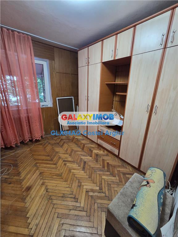 Vindem ap cu 2 cam etaj 1 , Razboieni , langa Colegiul Dimit
