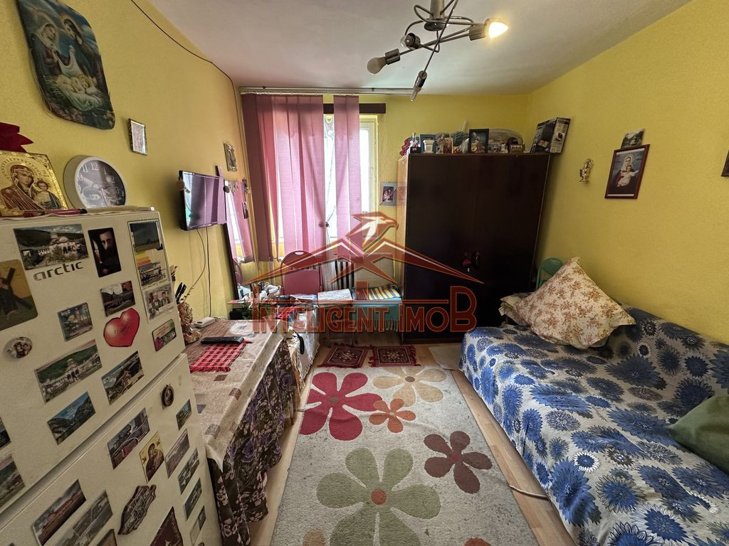 Garsonieră, etaj 3, în Făgăraș zona 13 Decembrie