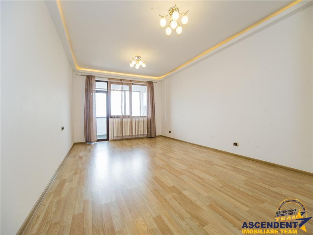 Rezidenta Clasa A, decomandat, vedere deschisa, Isaran, Trac