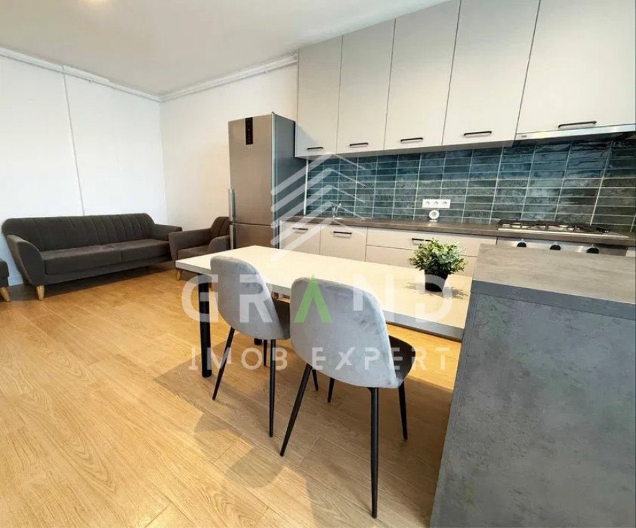 Apartament nou ultrafinisat cu 2 balcoane și parcare–Apah