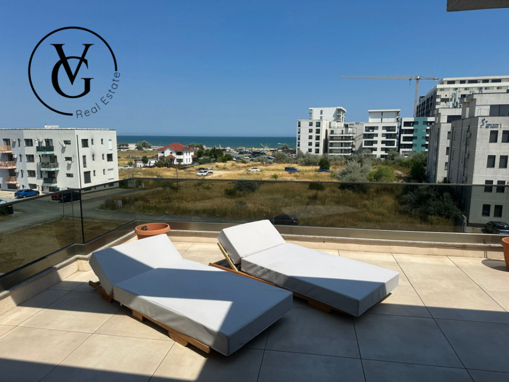 Apartament tip penthouse cu vedere mare - plaja Azimuth