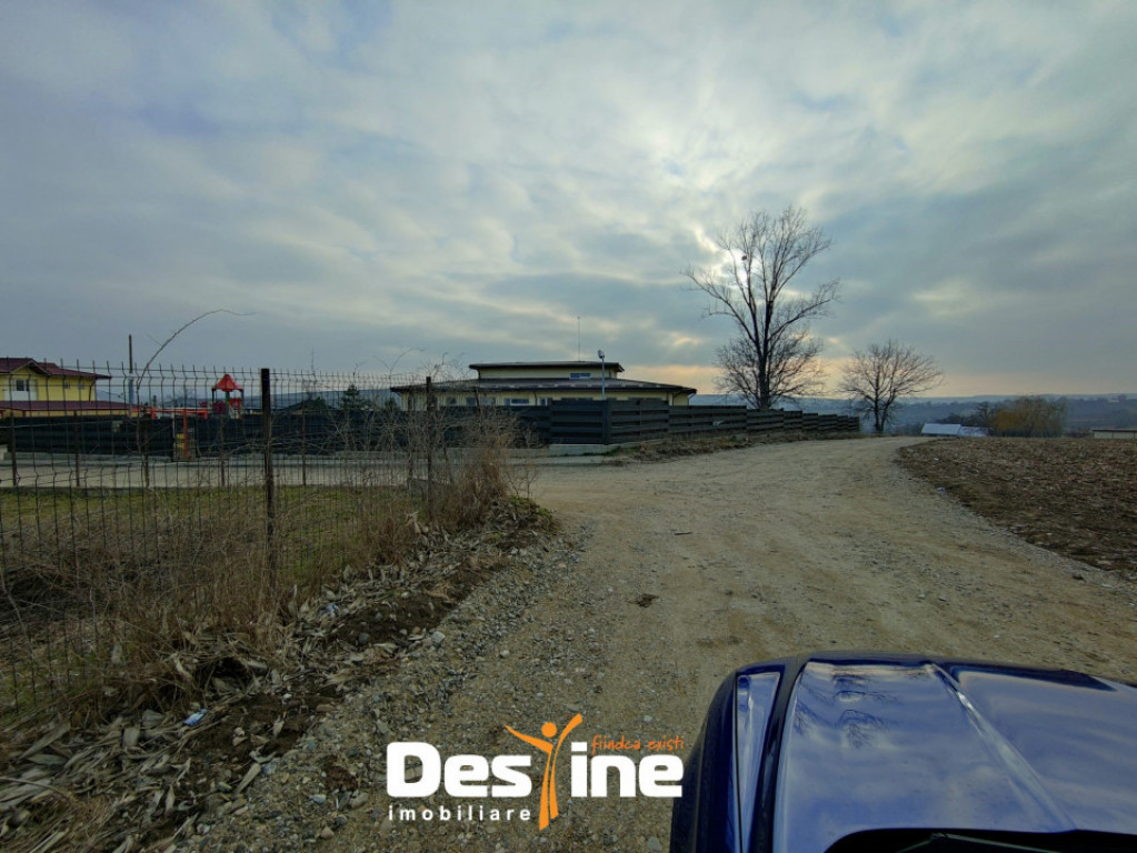 Comision 0% - Teren Primarie Dumesti, 8100 mp, front 13 ml,