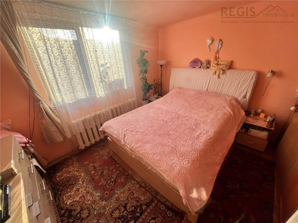 CASUTA 2 CAMERE, SCHEII BRASOVULUI