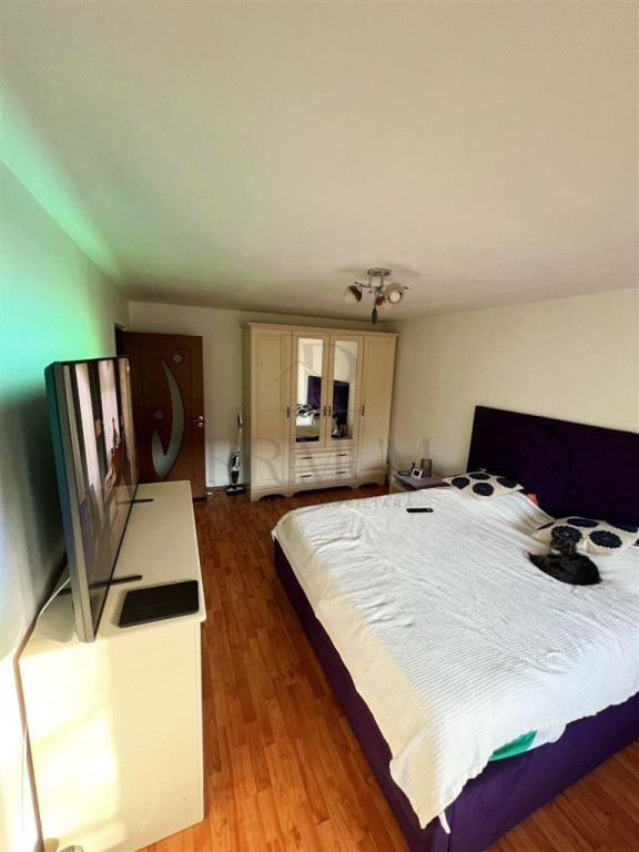 Mircea cel Batran - 3 camere - 2 bai - centrala proprie - 2