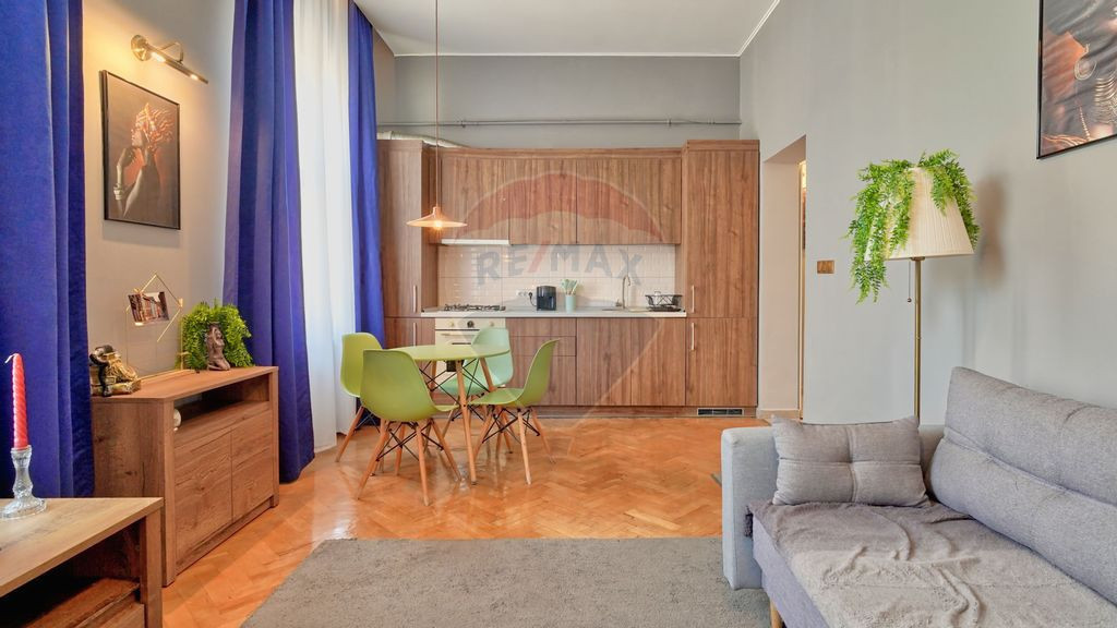 Apartament 2 camere de inchiriat,zona Afi Mall