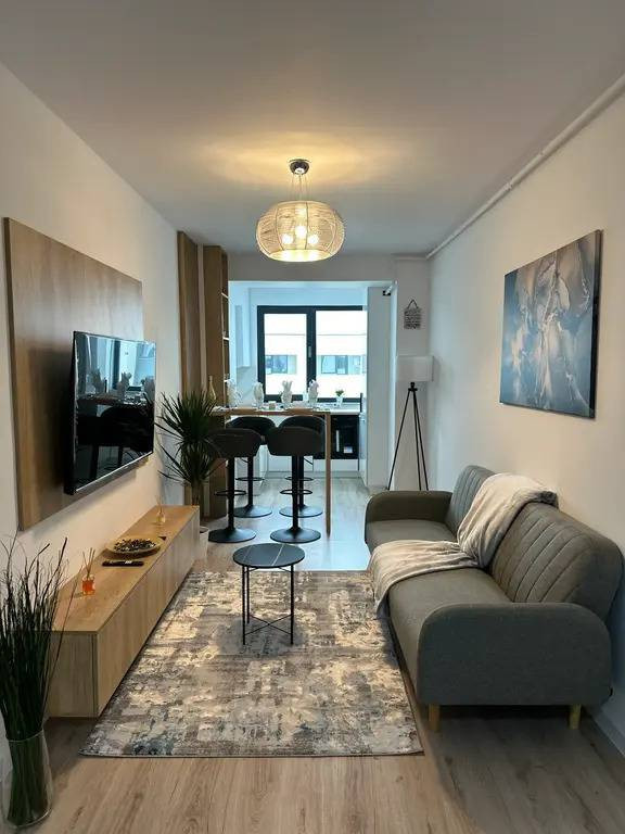 Apartament de 2 camere cu boxă inclusă în preț – Iv...