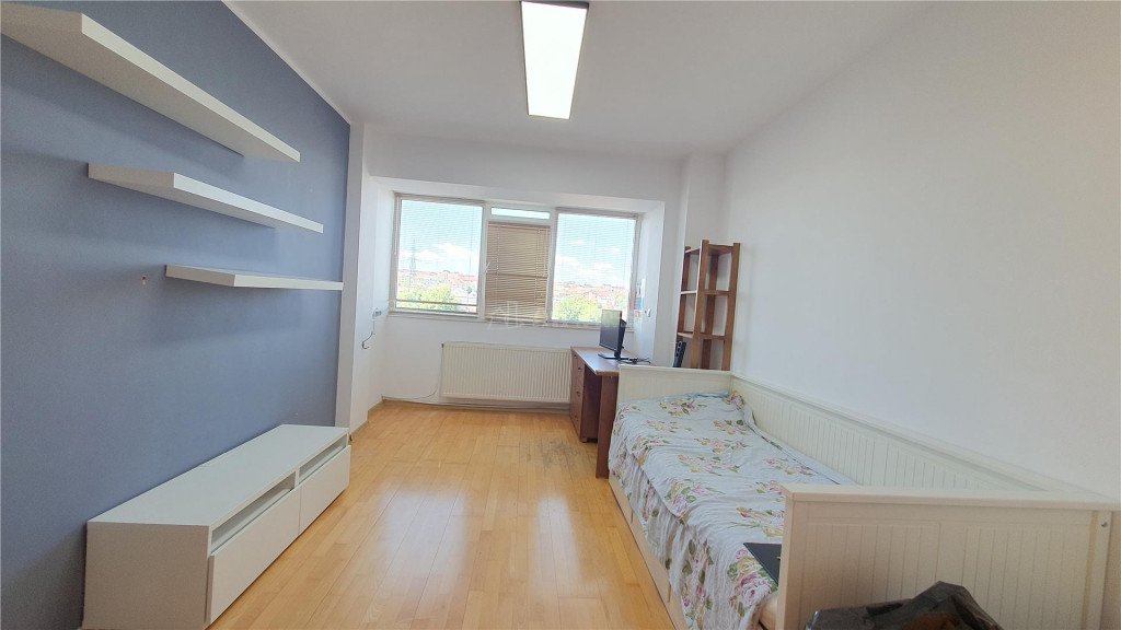 Apartament 4 camere – bloc Belvedere! Suceava! De ! 072...