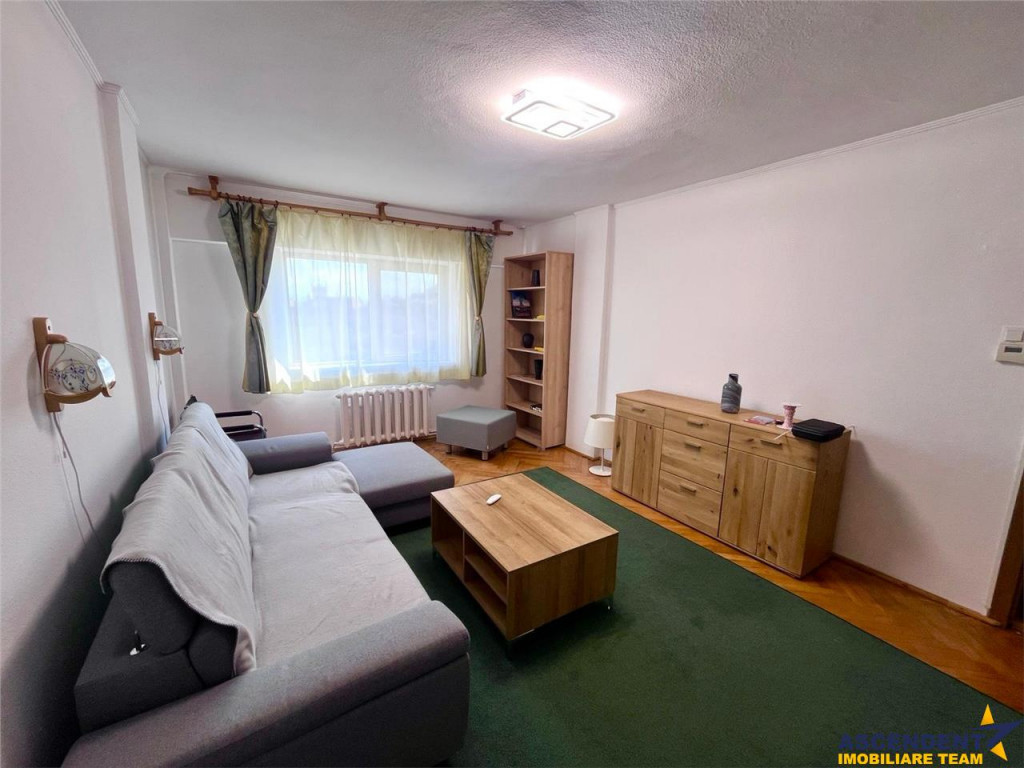 Apartament cu 2 camere, decomandat, Ultracentral, Sfantu Ghe