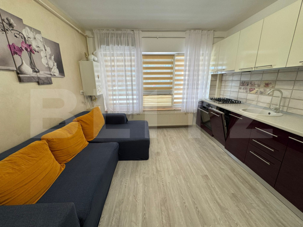 Apartament de vanzare, cu 2 camere, boxa si loc de parcare,