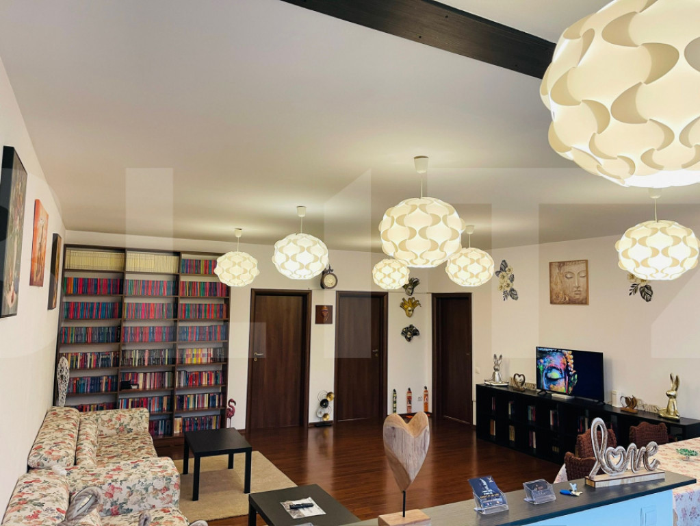 Casă complet mobilată, cu 4 camere și terasă mare - Opor