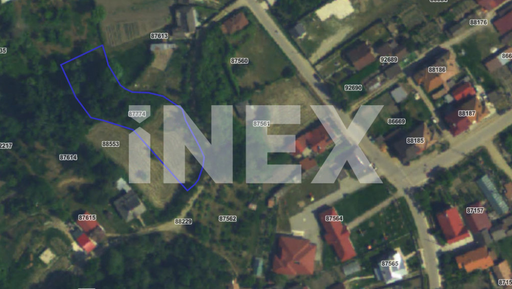 Teren de vânzare – comuna Merisani zona Camin Cultural