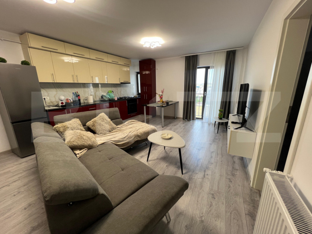 Apartament nou, 3 camere, 71 mp, zona Cetate